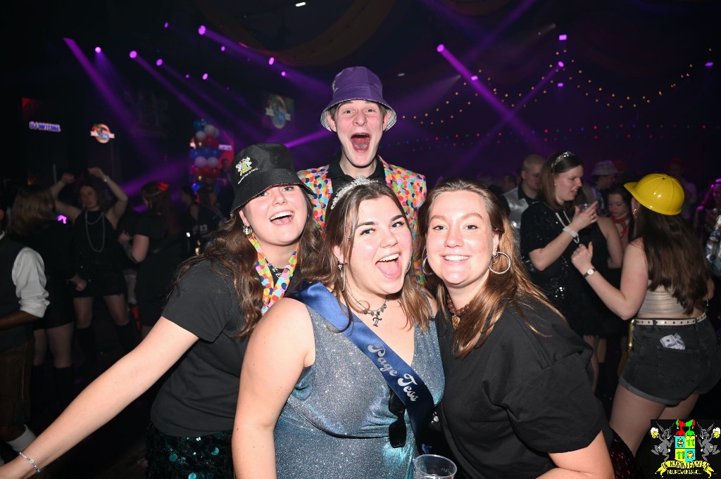 ../Images/Opwarmbal 2026 391.jpg